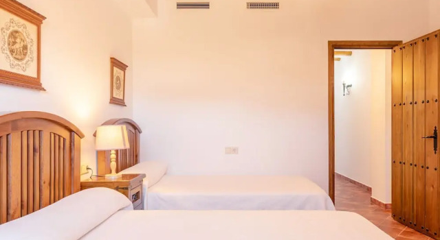 Семейные апартаменты с 2 комнатами Cortijo La Presa