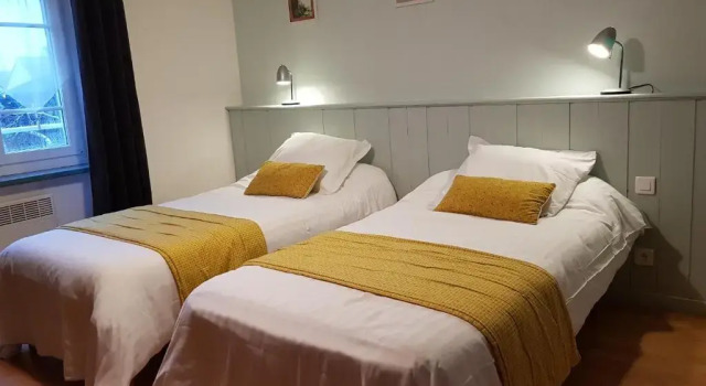 Двухместный номер Standard Auberge de Keringar