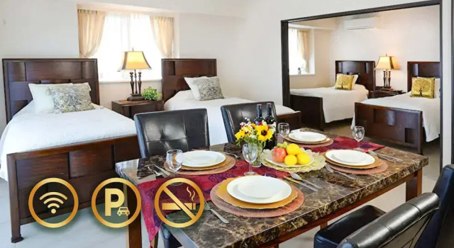 Четырёхместный номер Deluxe с балконом и с видом на океан Wisteria Condominium Resort