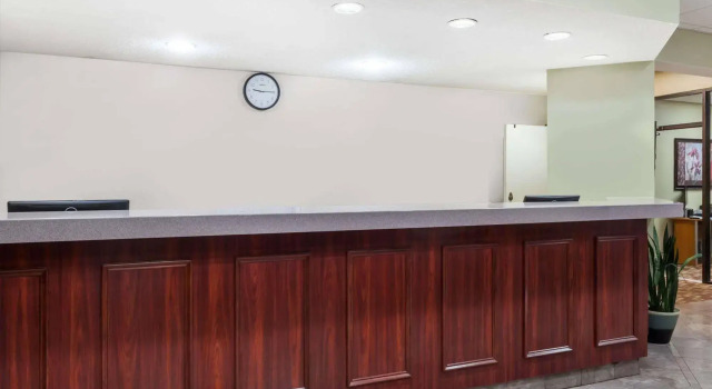 Simple Rewards Inn, Забронировать Отель Хилтон-Хед-Айленд Lowcountry