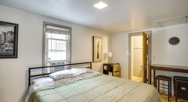 2 Mi to Lake Winnebago: Cozy Fond du Lac Studio, Varaa Huoneisto Fond du Lac Wisconsin