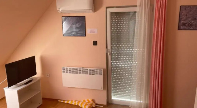 Апартаменты с балконом Gitta Apartmanház