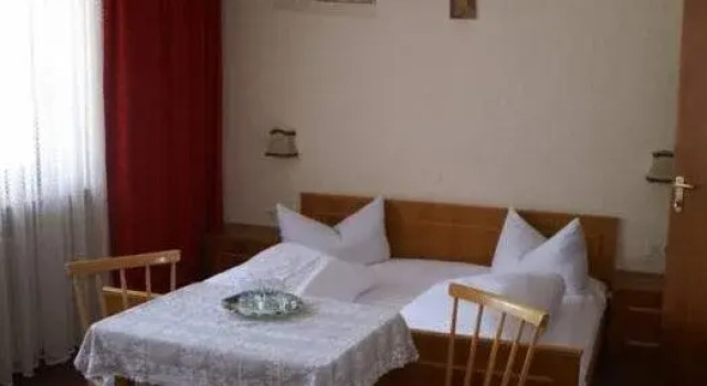 Hotel Alpenblick, Rezerwuj Hotel Hotele w Tyrol z parkingiem, Parking