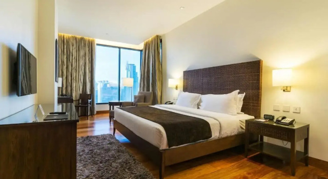 Полулюкс City Garden Grand Hotel
