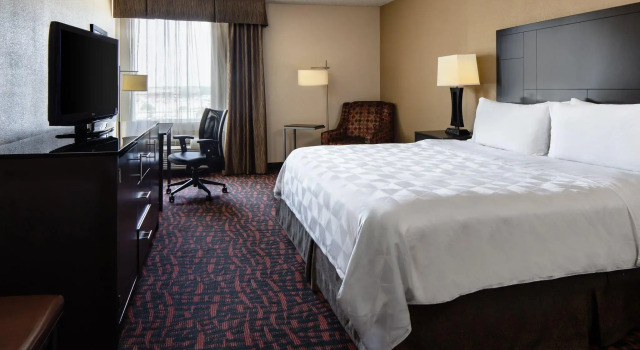 Двухместный номер Standard Holiday Inn Wichita East I-35 by IHG