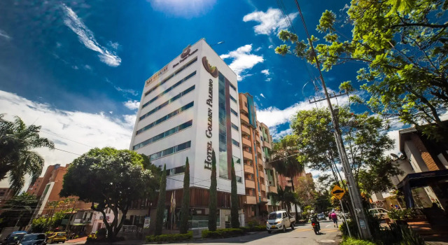 Hotel Golden Palermo, Забронировать Отель Лаурелес-Эстадио Медельин, рядом с San Antonio's Square