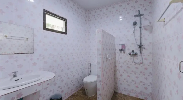 Бунгало с балконом Kataonsea bungalows