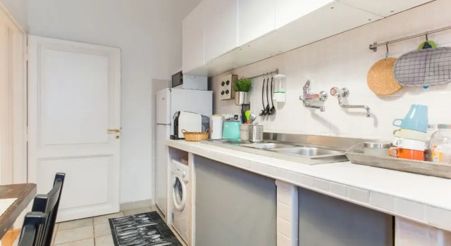 Urbana Apartment Colosseum, Забронировать Апартаменты/квартира Рионе Монти Рим, рядом с Посольство США в Риме