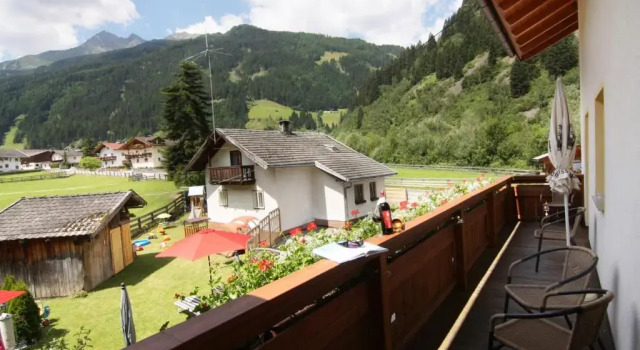 Апартаменты Alpenpension Elferblick- Zimmer- Appartements- Wellness