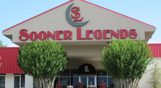 Sooner Legends, Buchen Sie Hotel Norman Oklahoma