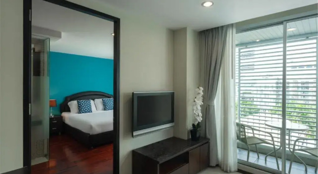 Люкс с 2 комнатами Silom Lofts