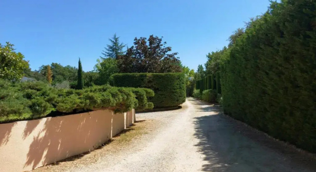 Вилла Villa Tessa for 14 people with private pool sauna and gym close to Aix en Provence