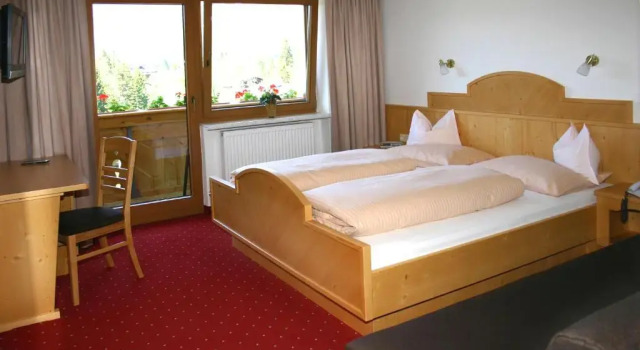 Двухместный номер Standard с балконом Hotel Hochland