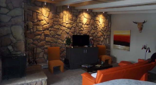 Lake Cliffe 2 Bed 2 Bath Views - 2 Br condo by RedAwning, Rezerwuj Hotel Hotele w Vail Ski z parkingiem, Parking