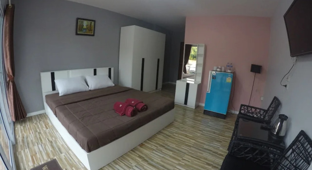 Двухместный номер Standard с балконом R2 Apartment Service