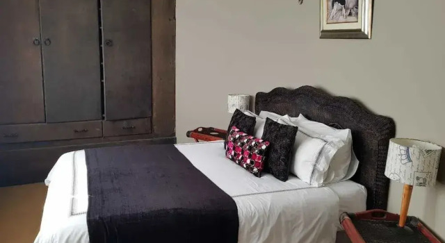 Двухместный коттедж с красивым видом из окна Umuzi Guest House