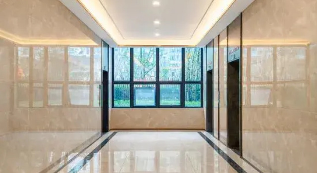 Langyi International. High-Rise City View Apartment