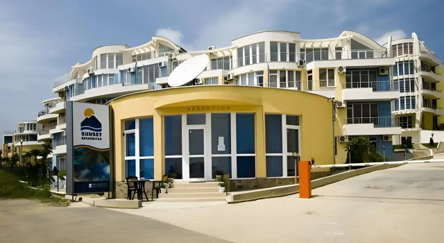 Sunset Deluxe, Забронировать Отель Отели области Бургас с бассейном, Бассейн