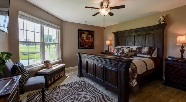 Veltings Golf View Getaway - Holiday Hills Branson - Golf Resort - Outdoor Pools, Забронировать Курортный отель Отели Table Rock Lake 3 звезды, 3*