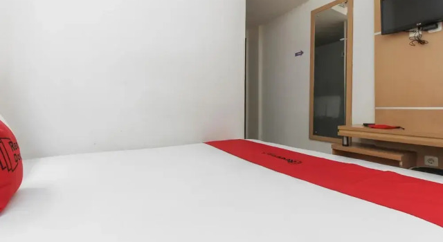 Asa Hotel By RedDoorz, Rezervovat Hotel Bekasi West Java