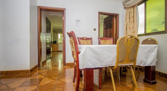 Апартаменты Minister's Village Hotel