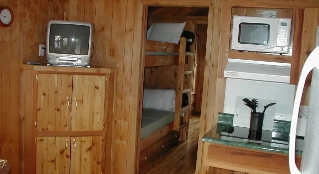 Edgewater Motel, Boek Motel Lakeside Montana