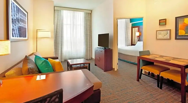 Двухместный люкс c 1 комнатой Residence Inn Baltimore Hunt Valley