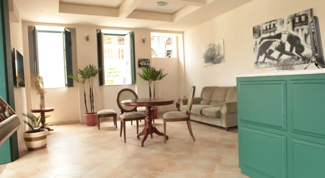 Hotel Pousada da Mangueira, Забронировать Отель Отели и гостиницы Сальвадора, рядом с São Marcelo Fort, Отель