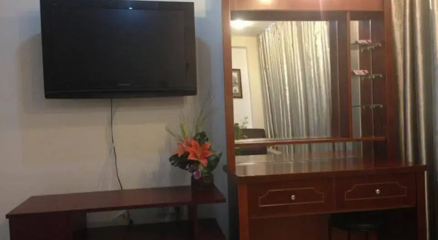 Hoang Khanh Hotel, Забронировать Отель Хошимин провинция Хошимин, рядом с Парк Тао Дан