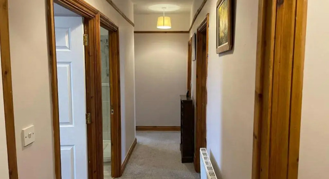 Апартаменты Eton Court Apartments