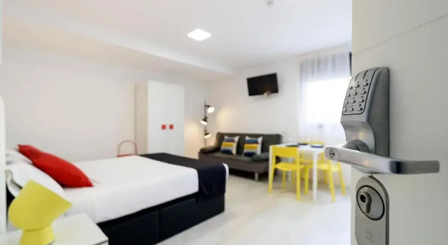 Castell Beach Aparthotel, Забронировать Апарт-отель Кастельдефельс Baix Llobregat