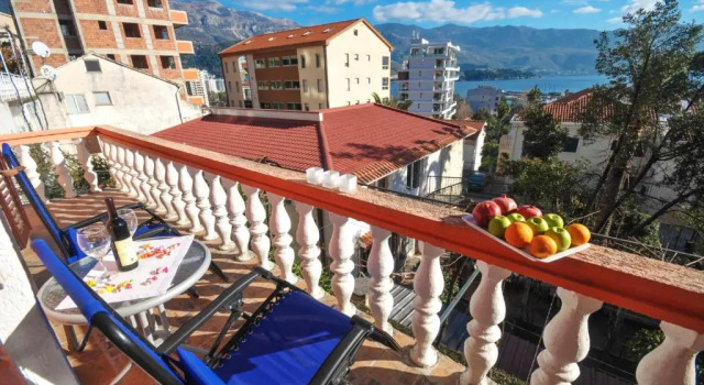 Апартаменты с 2 комнатами с видом на море Apartments Orange