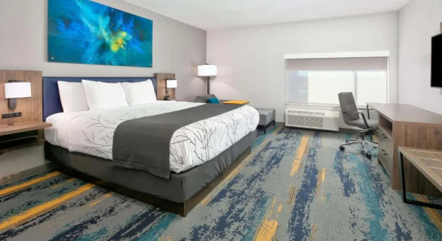 Двухместный номер Premier La Quinta Inn & Suites by Wyndham Dallas/Fairpark