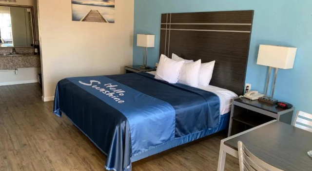 Двухместный номер Standard Days Inn by Wyndham Orange
