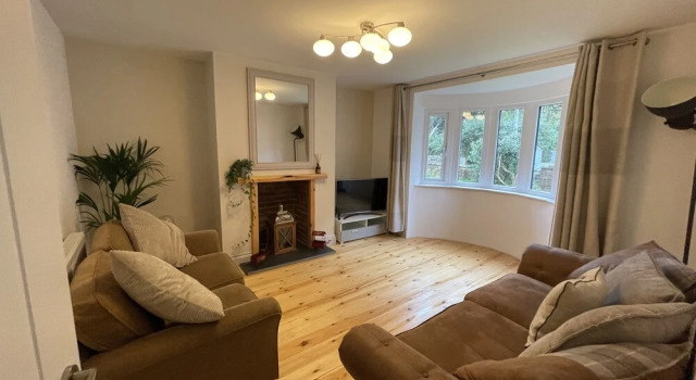 New Modern & Spacious Snowdonia Home - Sleeps 7, Забронировать Отель Отели Сноудония с парковкой, Парковка