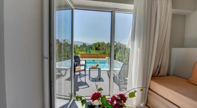 Люкс с бассейном Отель Exotica Hotel & Spa