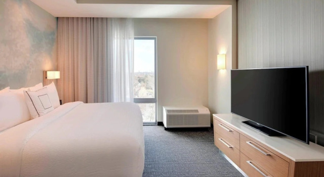 Люкс Courtyard by Marriott Atlanta Vinings/Galleria