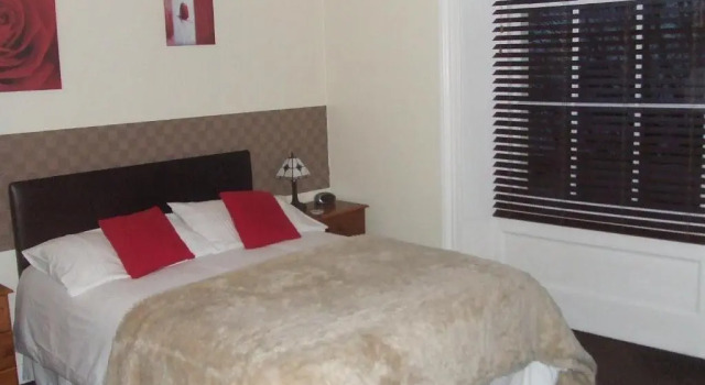Alister Guest House