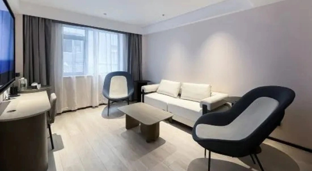 Suite Atour Light