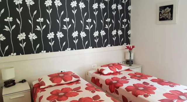 Adela Apartments Žnjan Split, Prenota Appartamento Splitska 