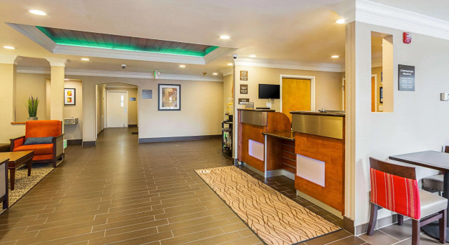 Comfort Inn Arcata - Humboldt Area, Rezerwuj Hotel Arcata Humboldt County