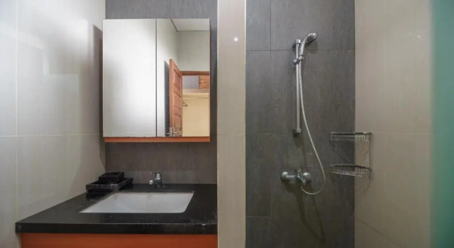 Standard famille chambre RedDoorz Plus @ Lodaya Gunung Geulis Puncak