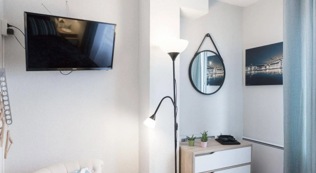 Duplex Saint Jean - SuperBordeaux, Забронировать Отель Отели Бордо 3 звезды, рядом с Мост Сан-Жан, 3*