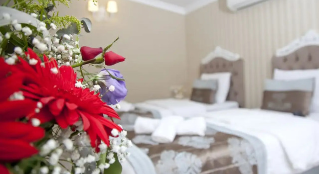 Четырёхместный семейный номер Standard c 1 комнатой с видом на город Kadi Konagi Thermal Hotel