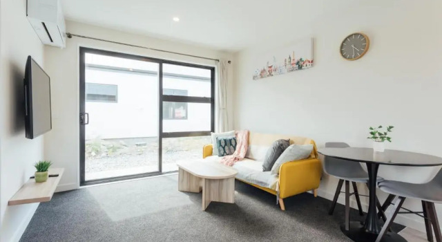 Апартаменты Bluebird Apartment
