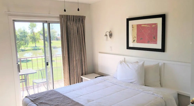 Park Suites at 118 - One Bedroom Apartment, Забронировать Апартаменты/квартира Апартаменты Пруда в Темпе, рядом с Vista Del Camino Park, Апартаменты/квартира
