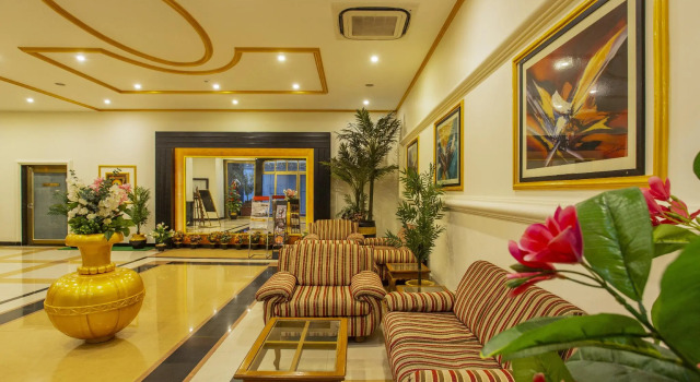 The Grand Regency, Rezerwuj Hotel Hotele w Gujarat ze śniadaniem, Śniadanie