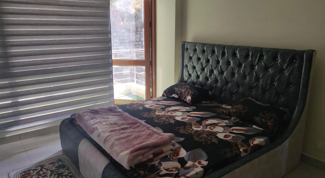 2BHK Furnished Apartment/Near Kasauli/Barog/Luv Fun & Adventure, Забронировать Апартаменты/квартира Апартаменты штата Химачал-Прадеш, Апартаменты/квартира