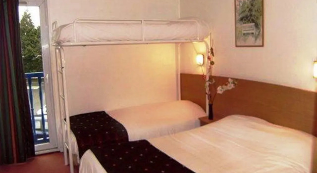 Comfort Hotel Lagny-sur-Marne, Забронировать Отель Ланьи-Сюр-Марн Марн-ла-Валле
