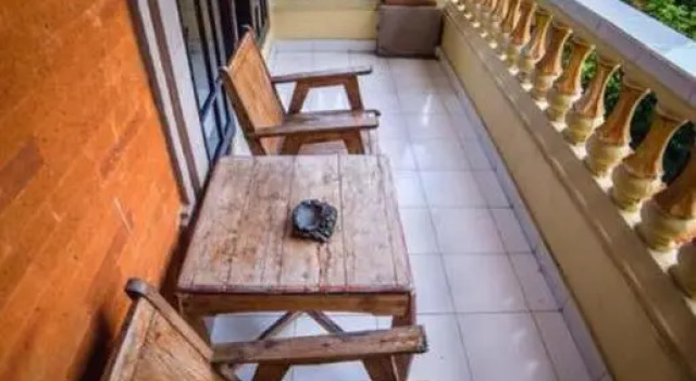 Двухместный номер Superior с балконом и с красивым видом из окна Villa Chandra Batu Belig